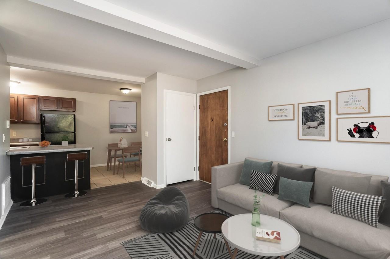 Englewood Villas & Residences - Photo 2 of 32