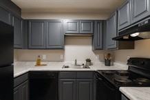 Hamlin Apartments - Photo 6 of 43