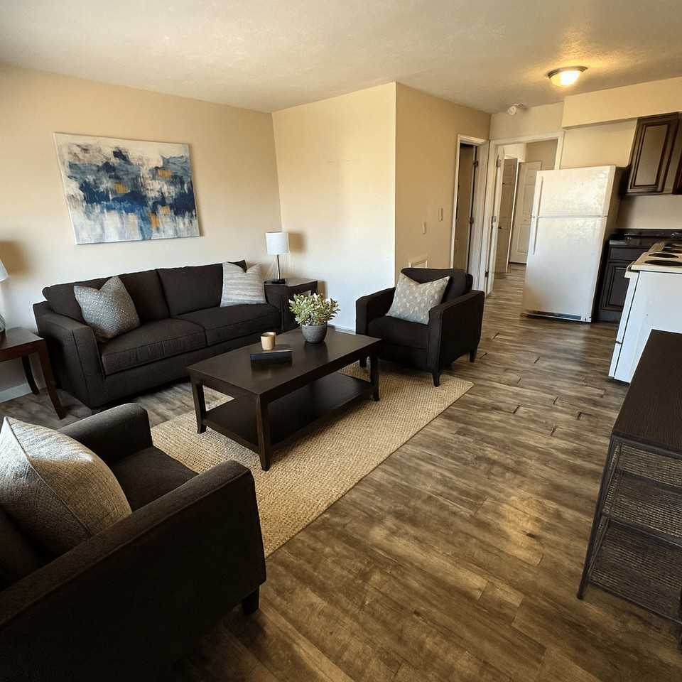 Hobart Apartments - Photo 3 of 13