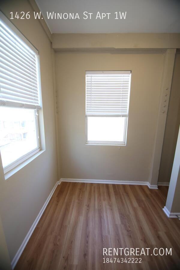 1426 W Winona St Apt 1w - Photo 5 of 24