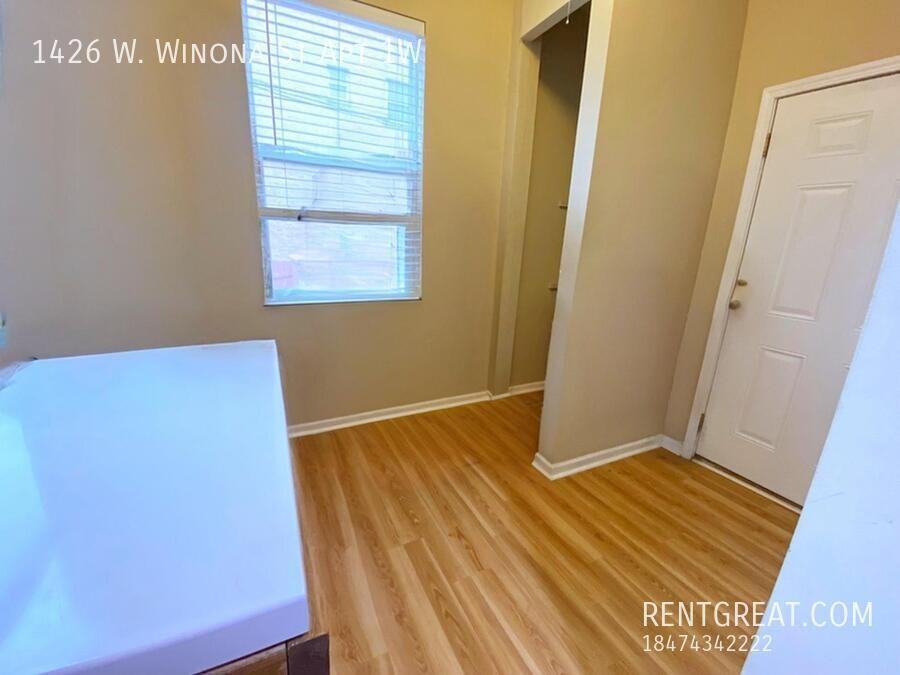 1426 W Winona St Apt 1w - Photo 6 of 24