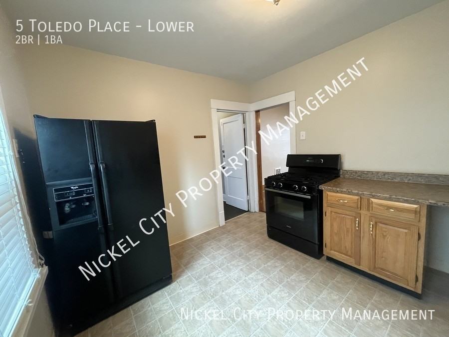 5 Toledo Pl - Photo 4 of 24