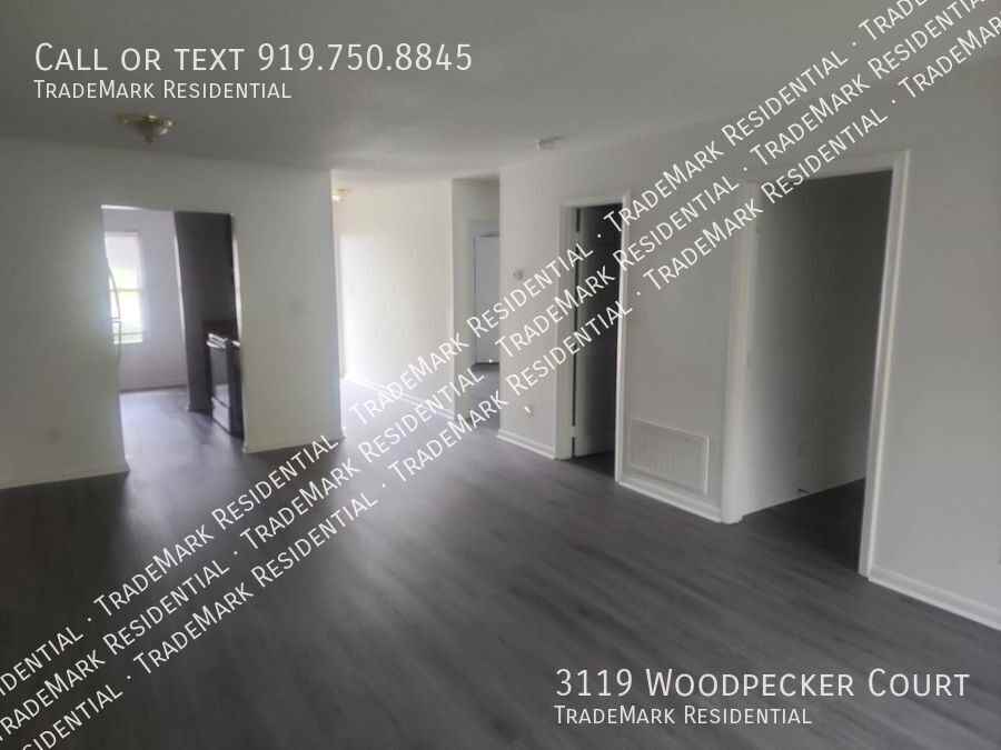 3119 Woodpecker Ct - Photo 4 of 36