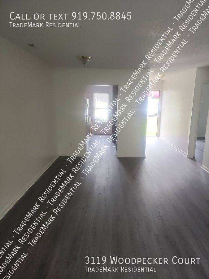 3119 Woodpecker Ct - Photo 5 of 36