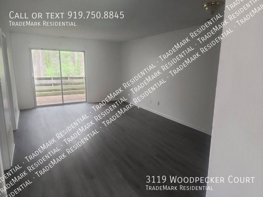 3119 Woodpecker Ct - Photo 7 of 36