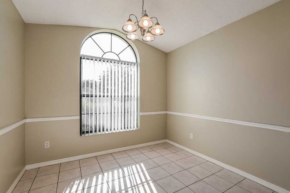 1052 Alpug Ave - Photo 7 of 16