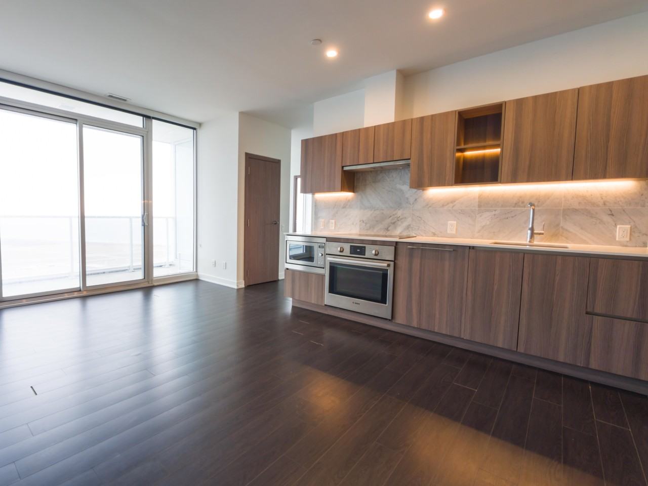 17 Bathurst Street #4602