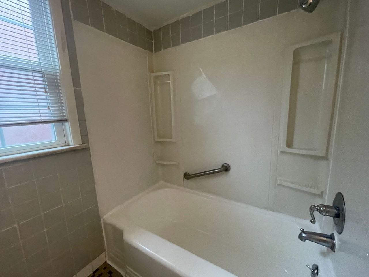 3537 Daleford Rd Lowr - Photo 4 of 12