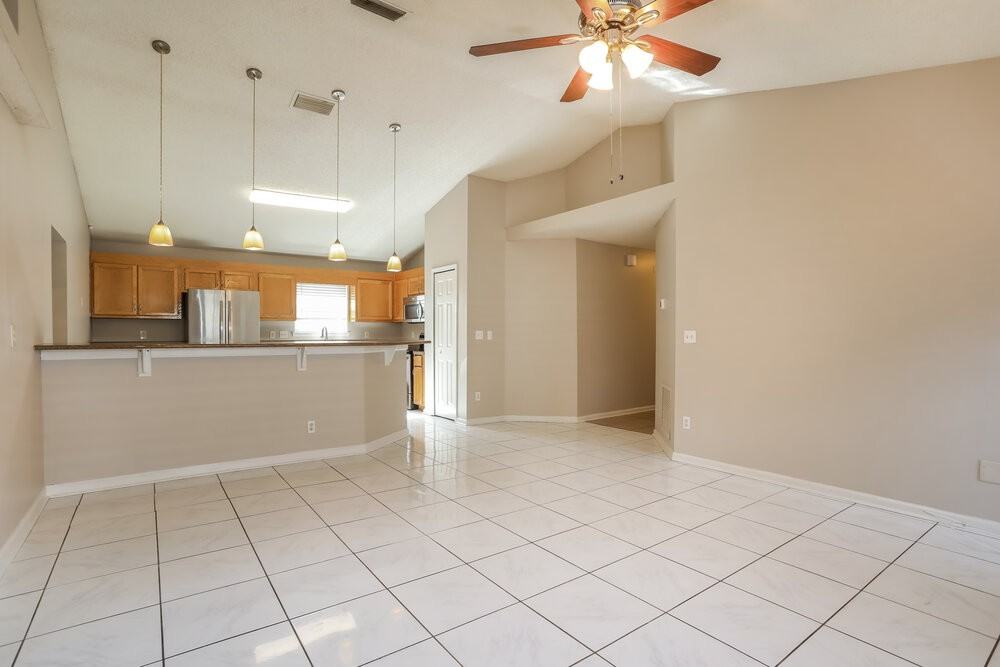 2011 Cardiff Ln - Photo 6 of 16