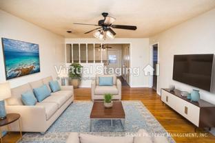 2113 S Loop 289 #B - Photo 1 of 1