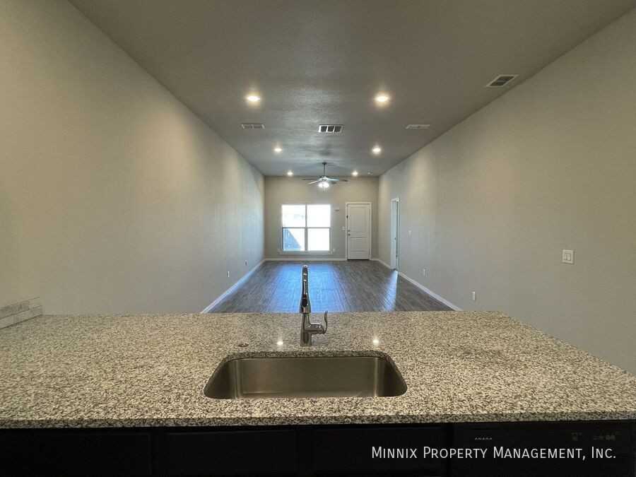 1634 133rd St #B - Photo 6 of 19