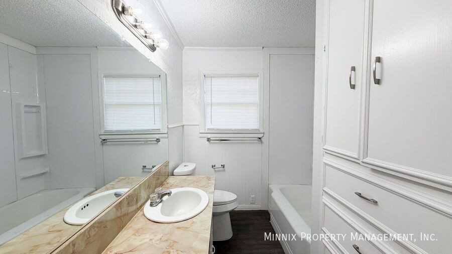 3111 31st St - Photo 6 of 21