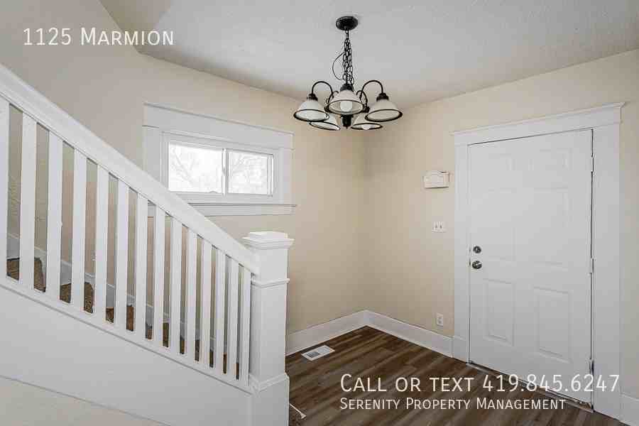 1125 Marmion Ave - Photo 3 of 18