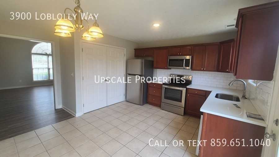 3900 Loblolly Way - Photo 5 of 12