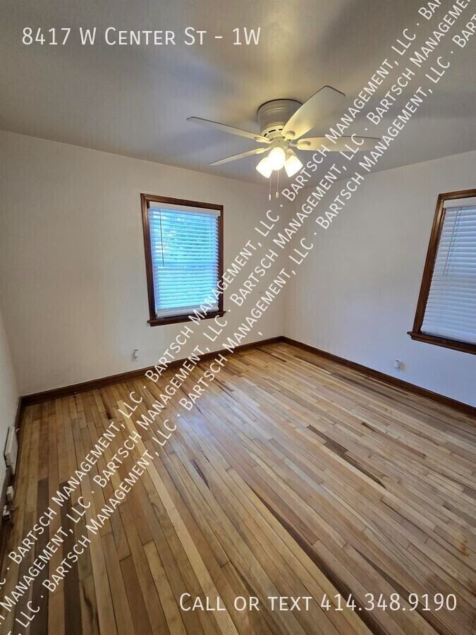 8417 W Center St #1W - Photo 5 of 7