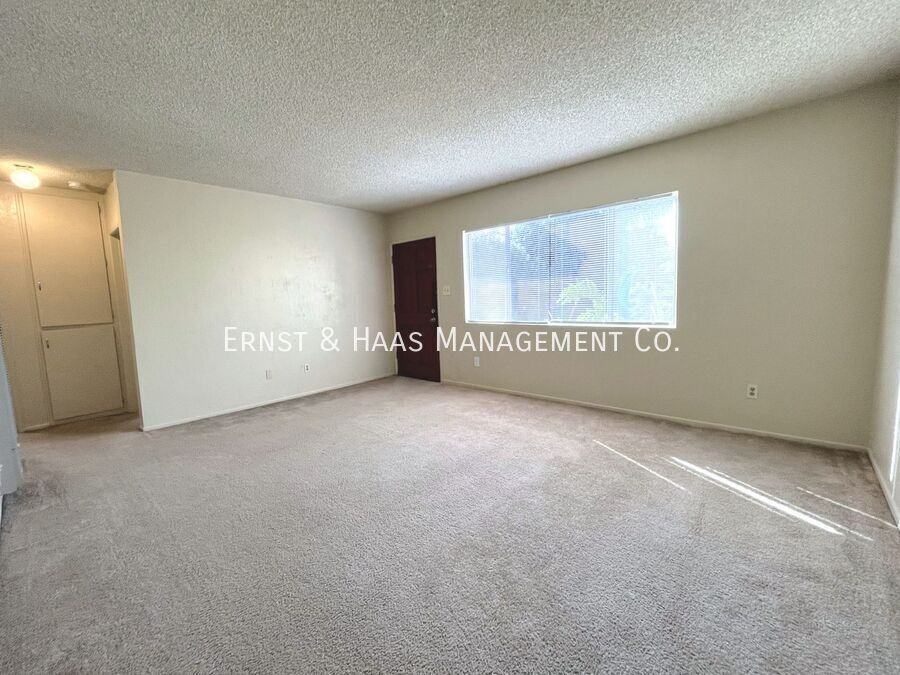 5977 Myrtle Ave - Photo 3 of 10