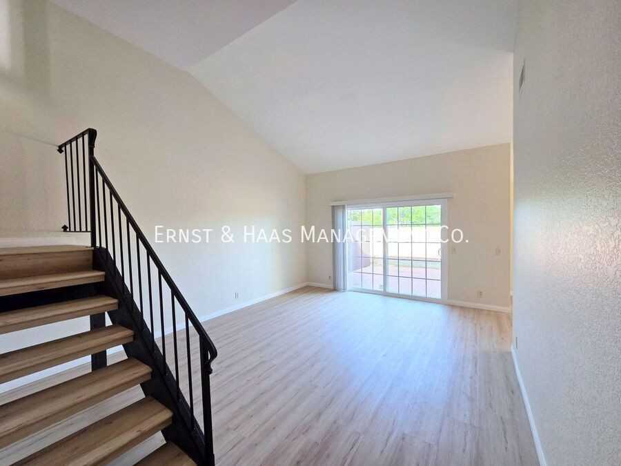 1219 E Jay St - Photo 4 of 29