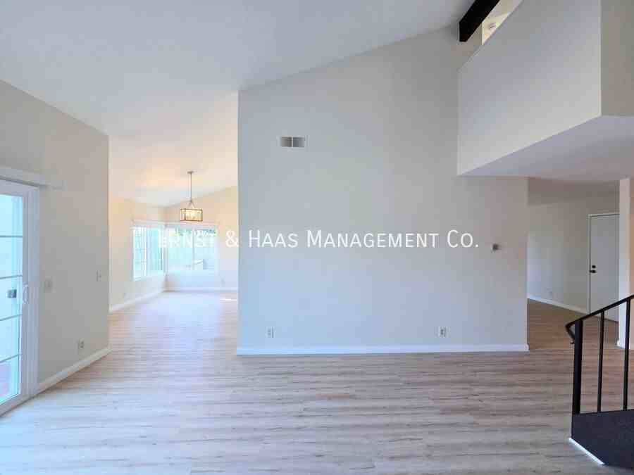 1219 E Jay St - Photo 7 of 29