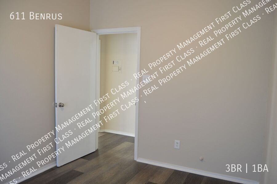 611 Benrus Blvd - Photo 6 of 7
