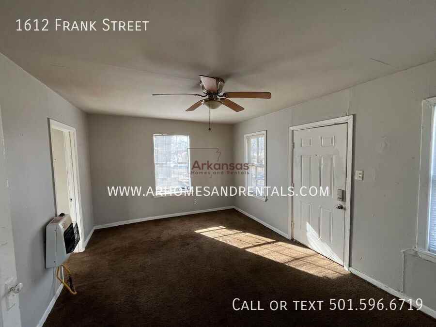1612 Frank St - Photo 2 of 8