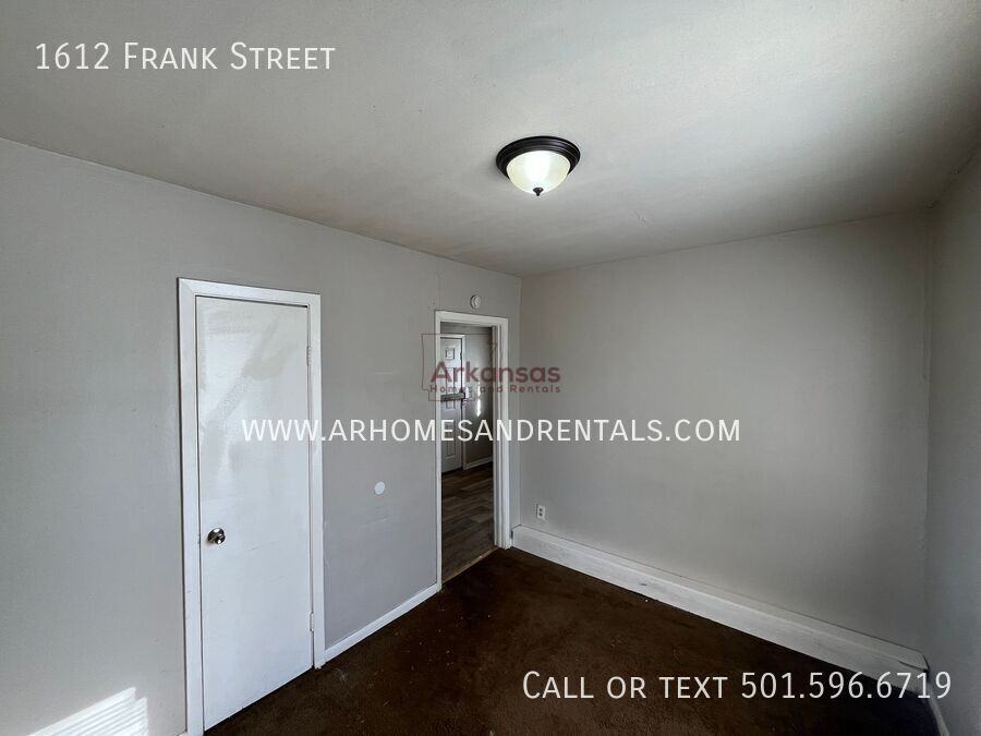 1612 Frank St - Photo 7 of 8