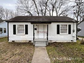 706 Blossom St - Photo 1 of 1