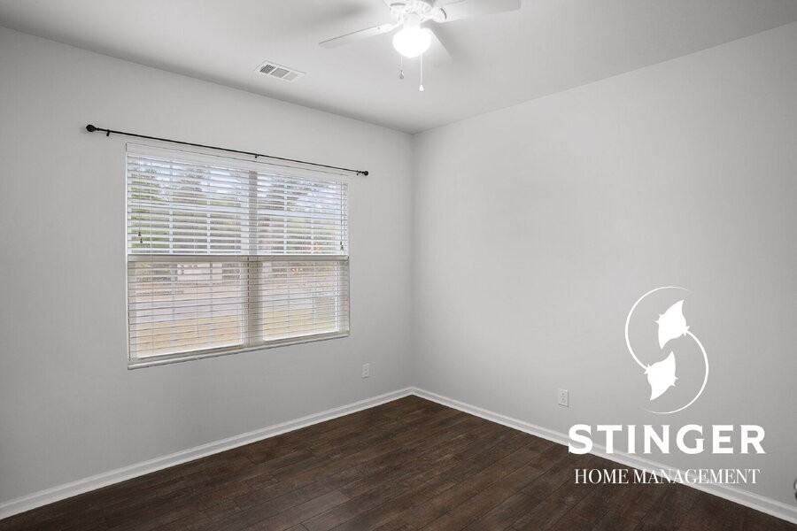 108 Saluda Way - Photo 4 of 45