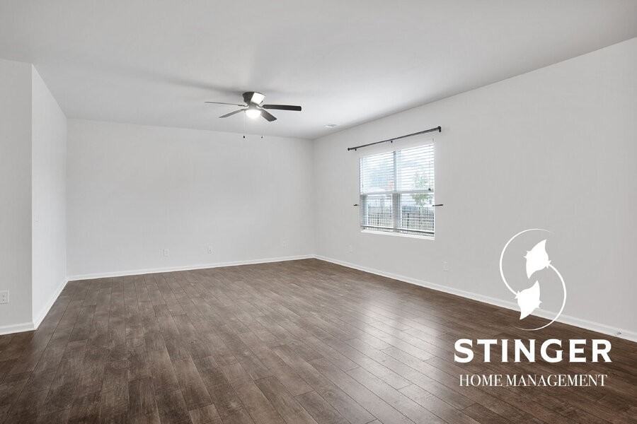 108 Saluda Way - Photo 6 of 45