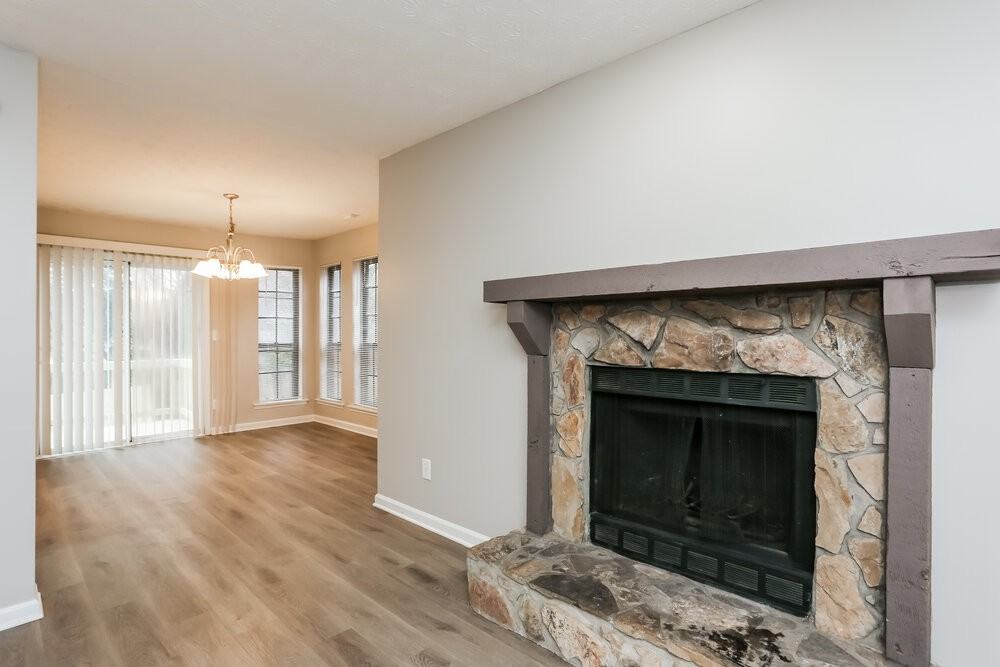 4723 Old Highgate Entry - Photo 6 of 17