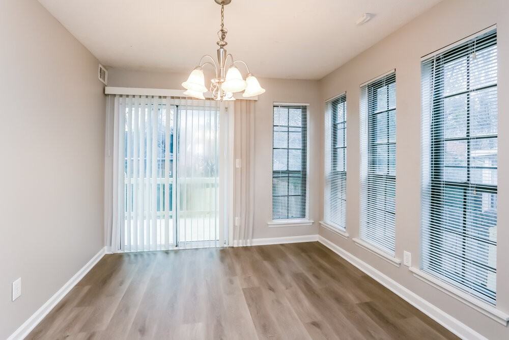 4723 Old Highgate Entry - Photo 7 of 17