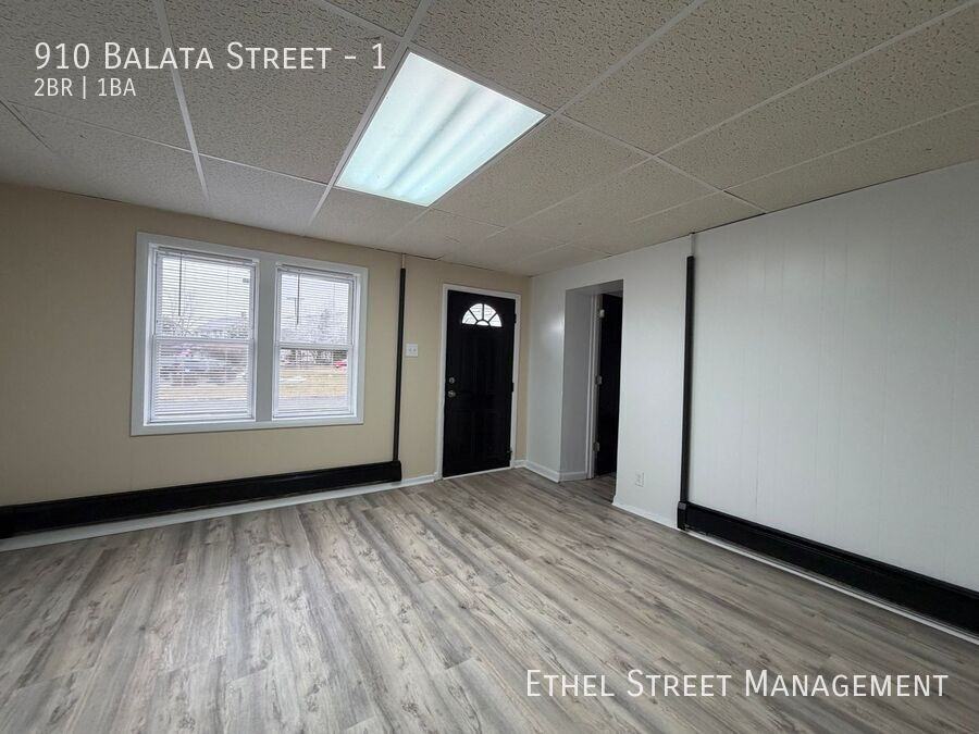 910 Balata St #1 - Photo 7 of 12