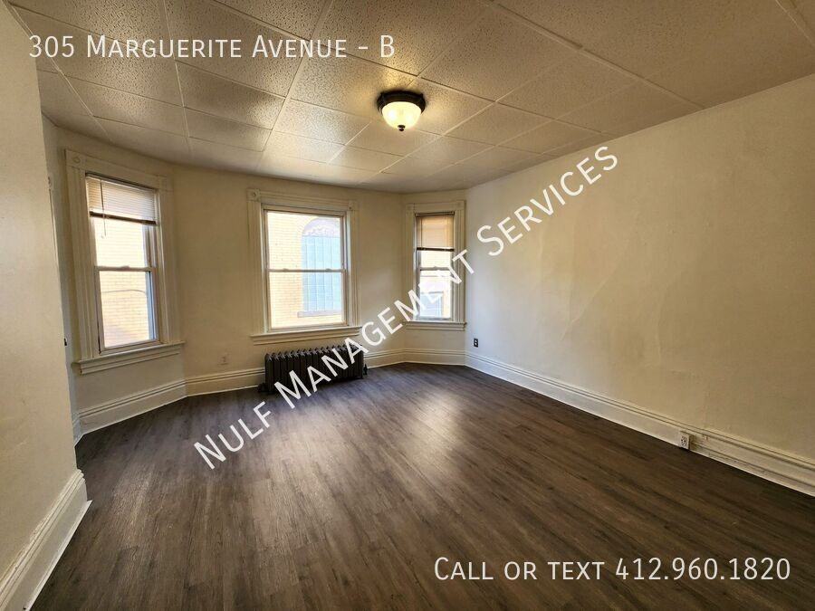 305 Marguerite Ave #B - Photo 3 of 5