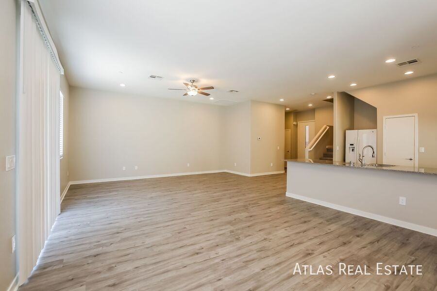 6462 Cinnamon Hazlenut St - Photo 5 of 22