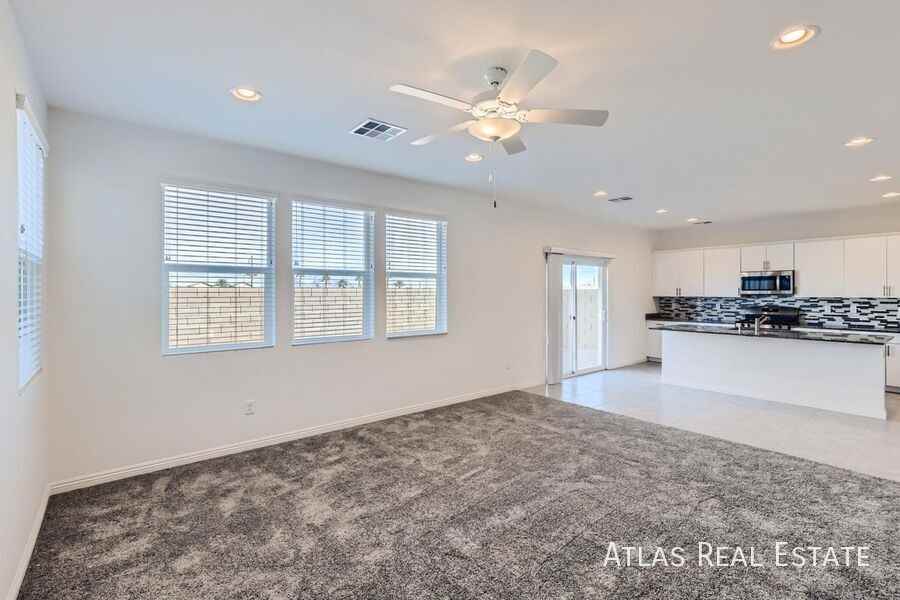 4044 N Atoll Reefs St - Photo 5 of 30