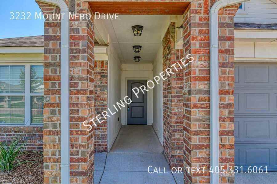 3232 Mt Nebo Dr - Photo 3 of 43