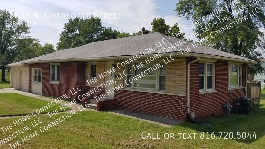 6838 N Charlotte St - Photo 6 of 25