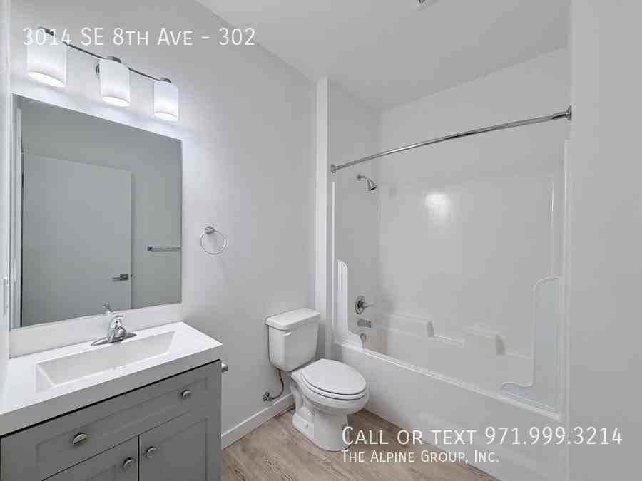 3014 Se 8th Ave #302 - Photo 6 of 19