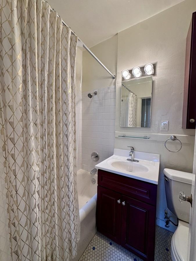 2841 Sacramento St - Photo 5 of 5