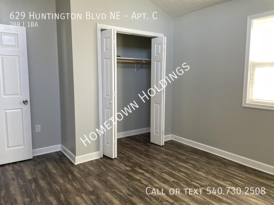 629 Huntington Blvd Ne #C - Photo 7 of 8