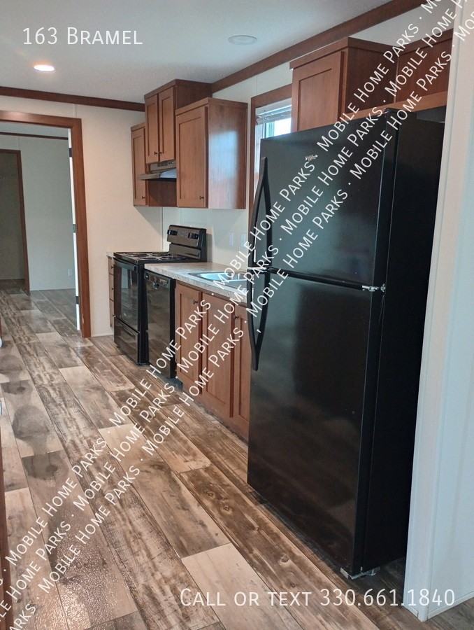 163 Bramel Dr - Photo 2 of 10