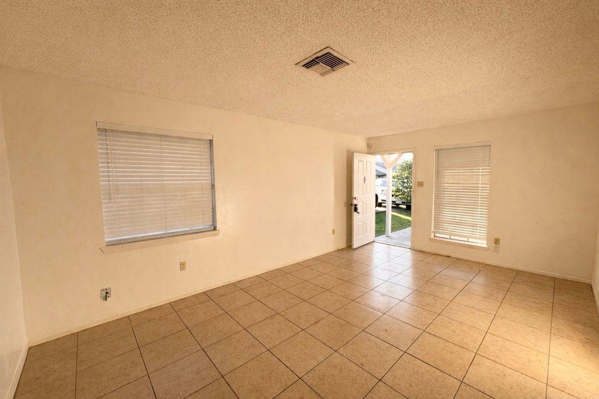 5617 Cripple Brook Ct - Photo 3 of 14