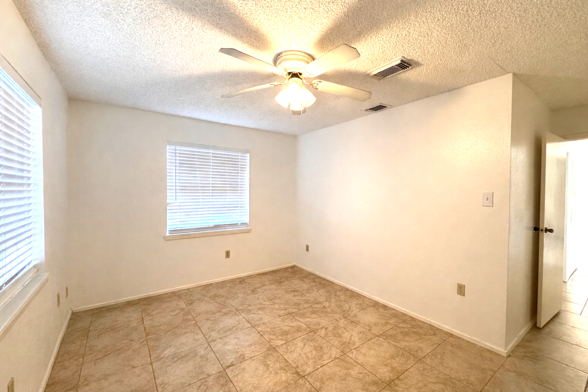 5617 Cripple Brook Ct - Photo 7 of 14