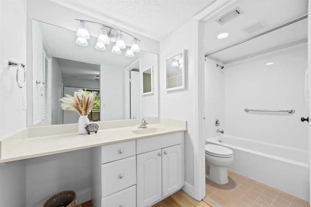 9821 Sw 3rd Ct - Photo 7 of 7