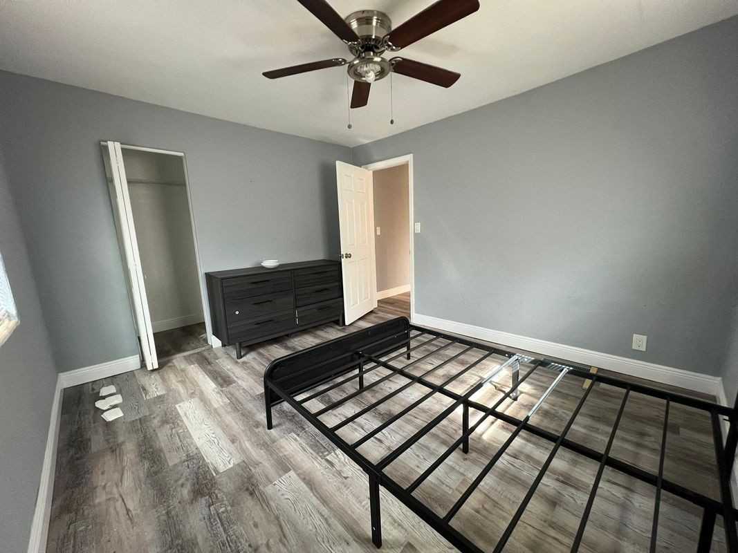 641 Fremont Ave - Photo 5 of 25