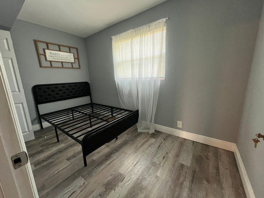 641 Fremont Ave - Photo 7 of 25