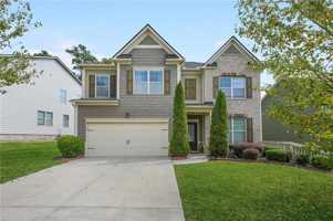 featured image of 1365 Delo Ln