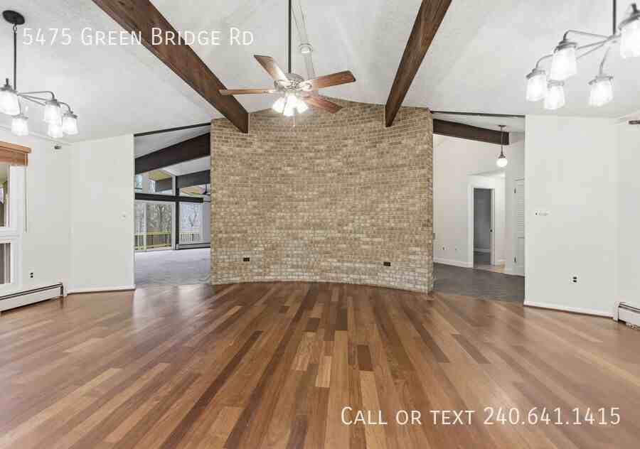 5475 Green Bridge Rd - Photo 4 of 43