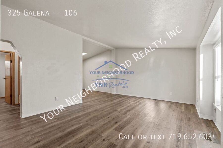 325 E Galena Ave #106 - Photo 3 of 20