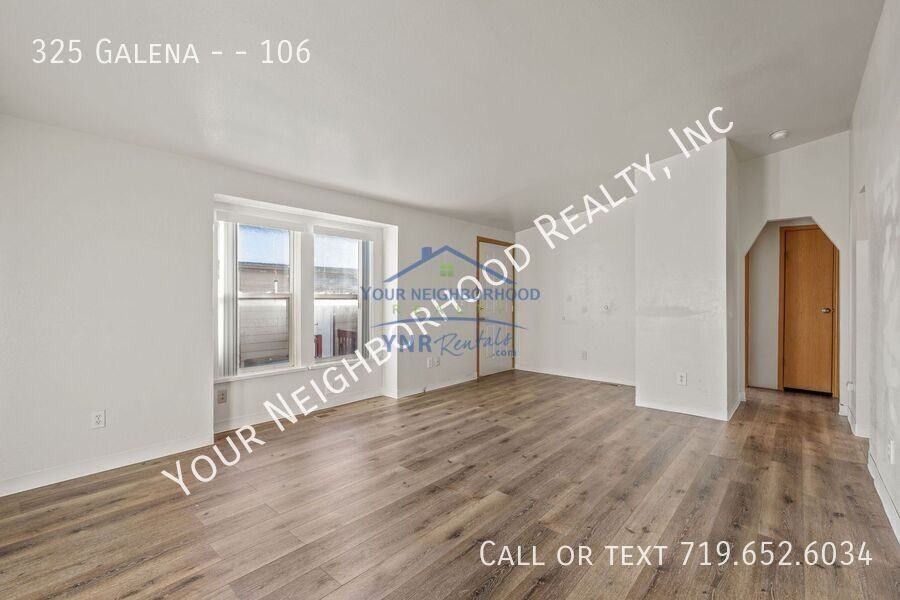 325 E Galena Ave #106 - Photo 5 of 20