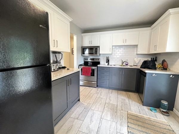 3 Herrell Ave. - Photo 6 of 29